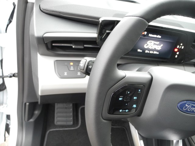 Fahrzeugabbildung Ford Explorer Elektromotor mit Extended Range RWD 79kWh Explorer