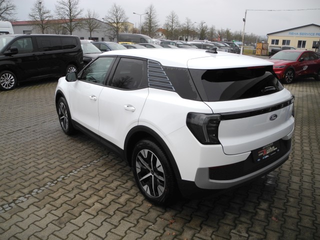 Fahrzeugabbildung Ford Explorer Elektromotor mit Extended Range RWD 79kWh Explorer