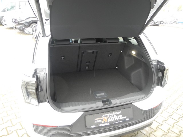 Fahrzeugabbildung Ford Explorer Elektromotor mit Extended Range RWD 79kWh Explorer