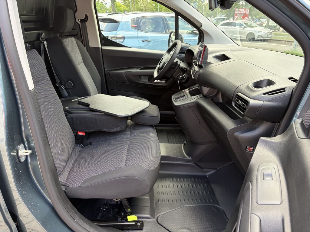 Fahrzeugabbildung Citroën e-Berlingo XL 100kW 50kWh + Wärmepumpe, 3-Sitzer