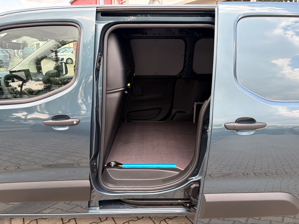 Fahrzeugabbildung Citroën e-Berlingo XL 100kW 50kWh + Wärmepumpe, 3-Sitzer