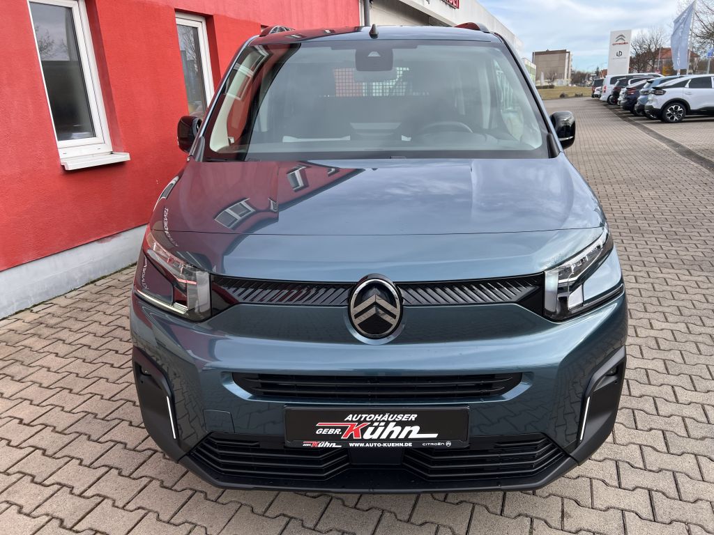 Fahrzeugabbildung Citroën Berlingo MPV XL PureTech 110 PLUS