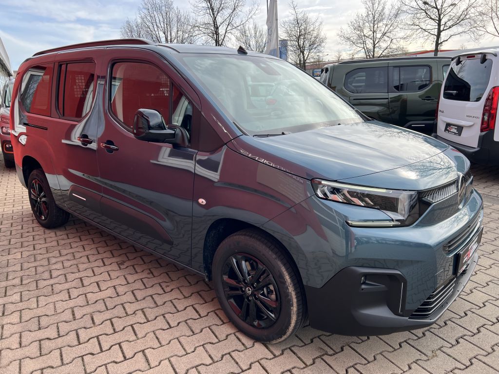 Fahrzeugabbildung Citroën Berlingo MPV XL PureTech 110 PLUS