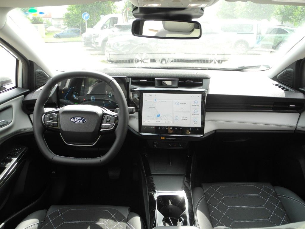Fahrzeugabbildung Ford Puma 46,8 kWh Premium - iACC, Matrix, Panorama