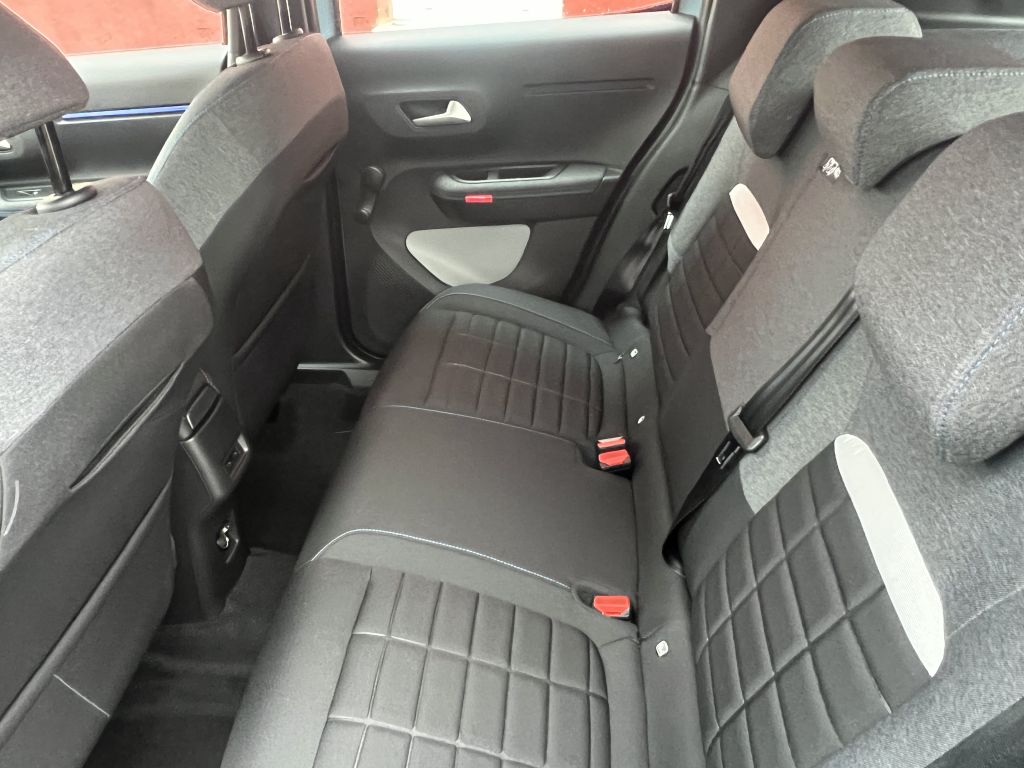 Fahrzeugabbildung Citroën C3 Hybrid 110 ë-DCS6 PLUS