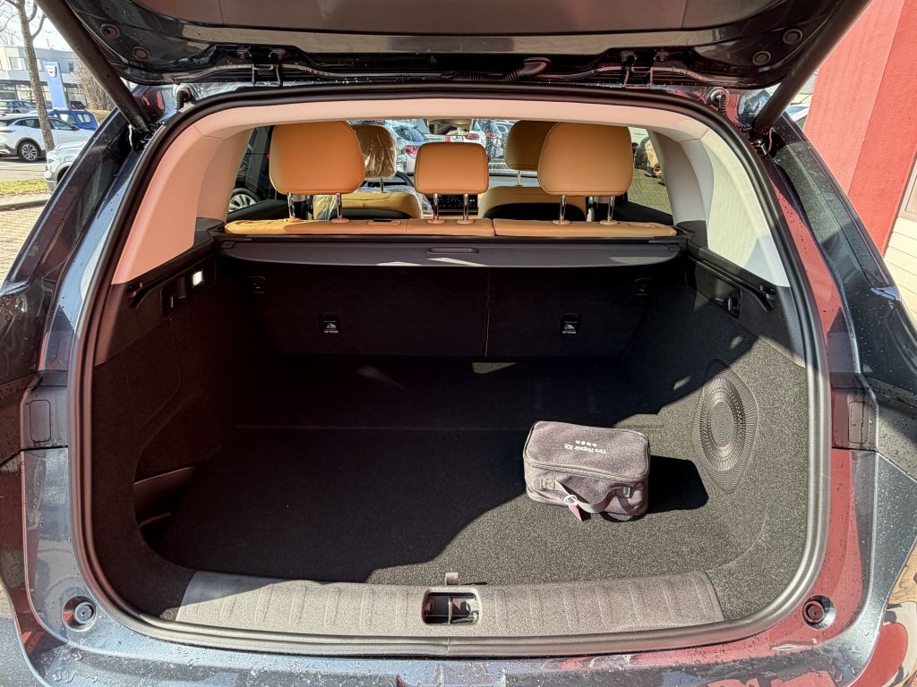 Fahrzeugabbildung Leapmotor C10 ProMax 81,9 kWh AWD Design