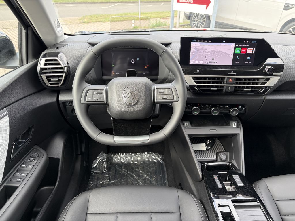 Fahrzeugabbildung Citroën C4 X Hybrid 145 MAX + Winter, Head-Up, Allwetter
