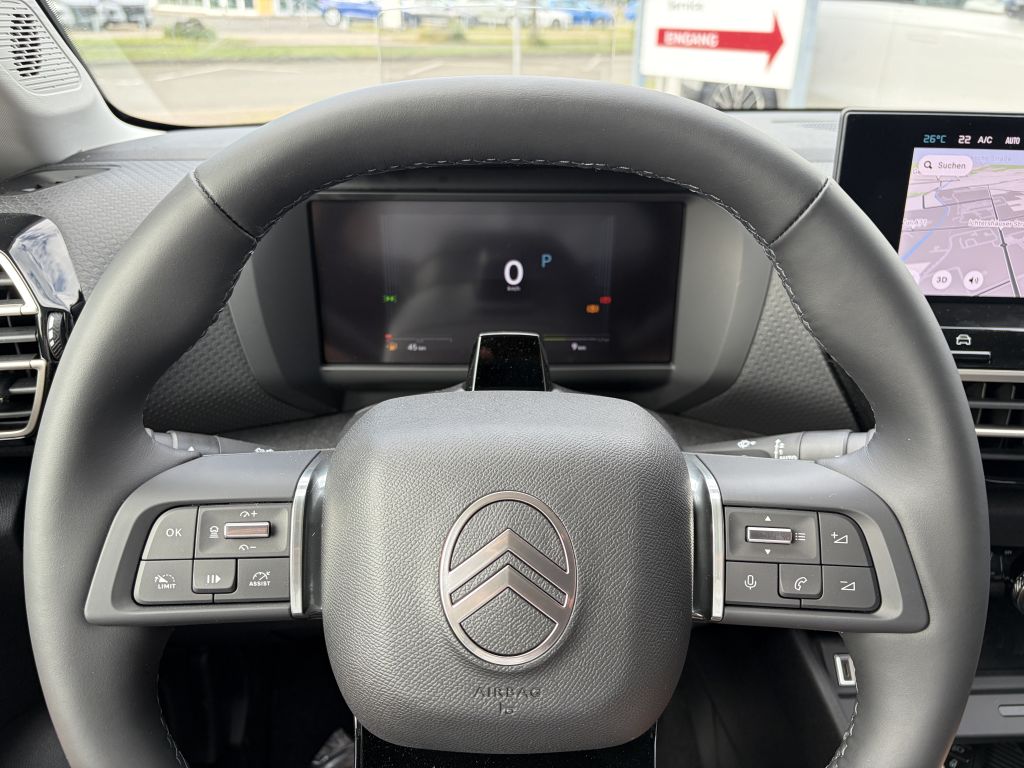 Fahrzeugabbildung Citroën C4 X Hybrid 145 MAX + Winter, Head-Up, Allwetter