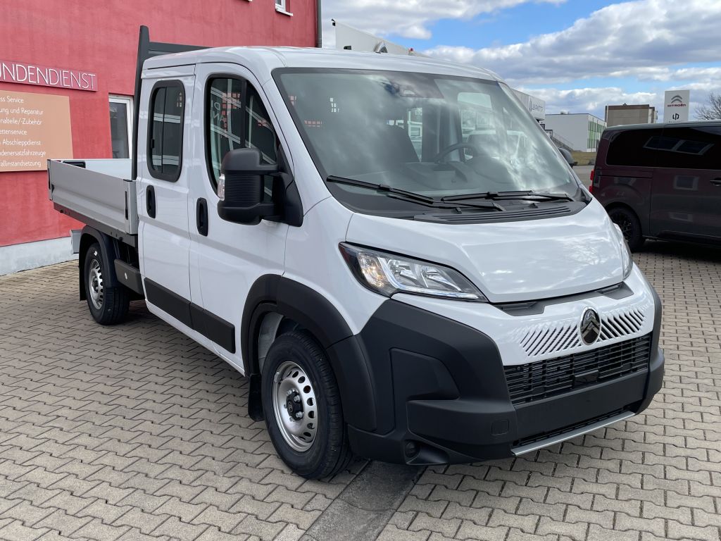 Fahrzeugabbildung Citroën Jumper Pritsche Doka 35 Heavy L2 140 + AHK, RFK