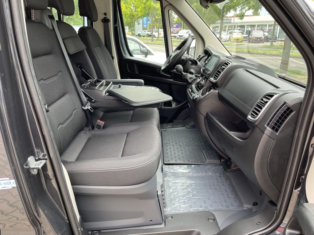 Fahrzeugabbildung Citroën Jumper Pritsche Doka 35 Heavy L2 140 + Standheiz