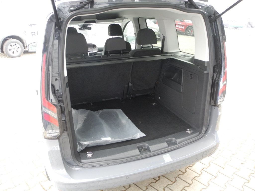 Fahrzeugabbildung Ford Tourneo Connect 1.5 Aut. TITANIUM - LED, Allw.