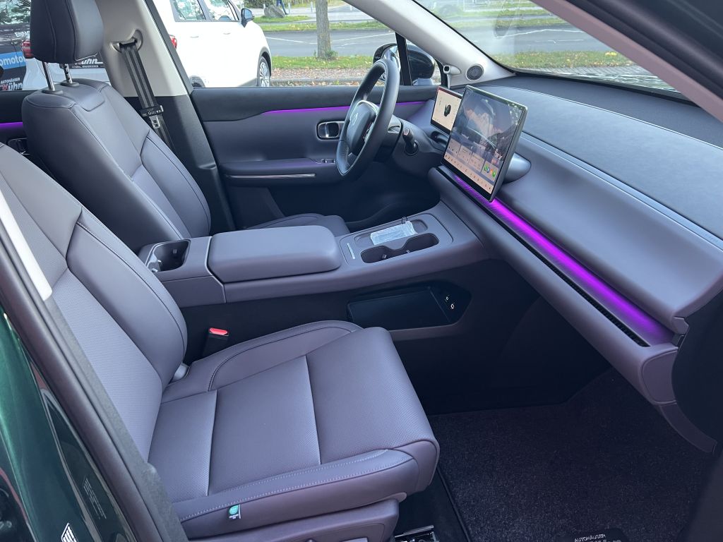 Fahrzeugabbildung Leapmotor C10 REEV 28,4 kWh Design