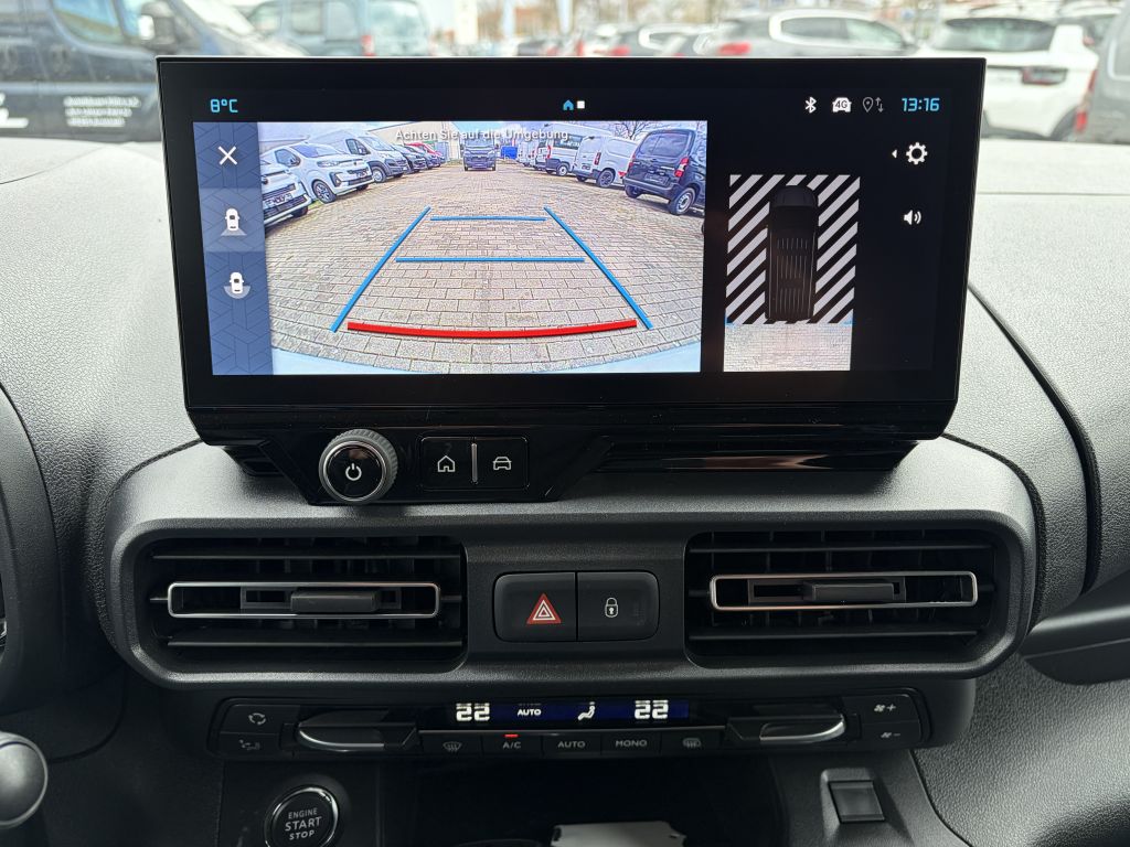 Fahrzeugabbildung Citroën Berlingo XL Diesel 130 Automatik + ACC, AHK