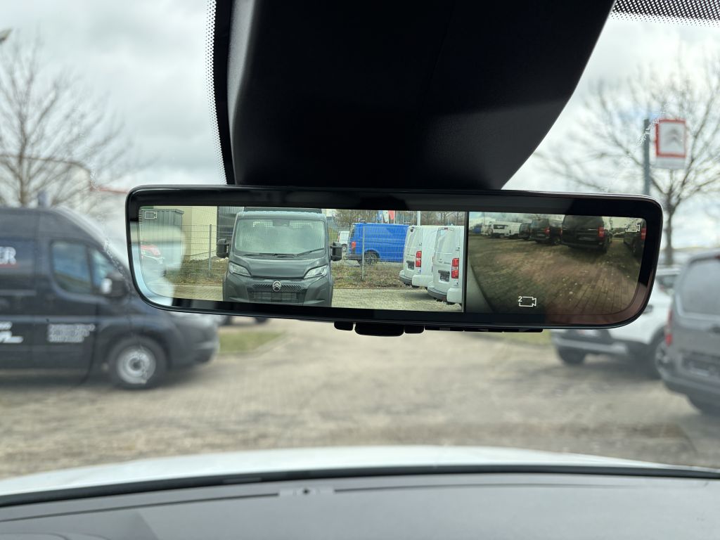 Fahrzeugabbildung Citroën Berlingo XL Diesel 130 Automatik + ACC, AHK