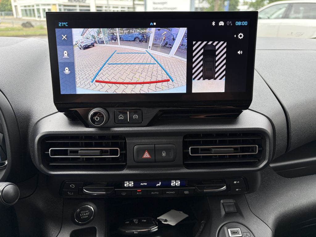 Fahrzeugabbildung Citroën Berlingo XL Diesel 130 Automatik + ACC, AHK