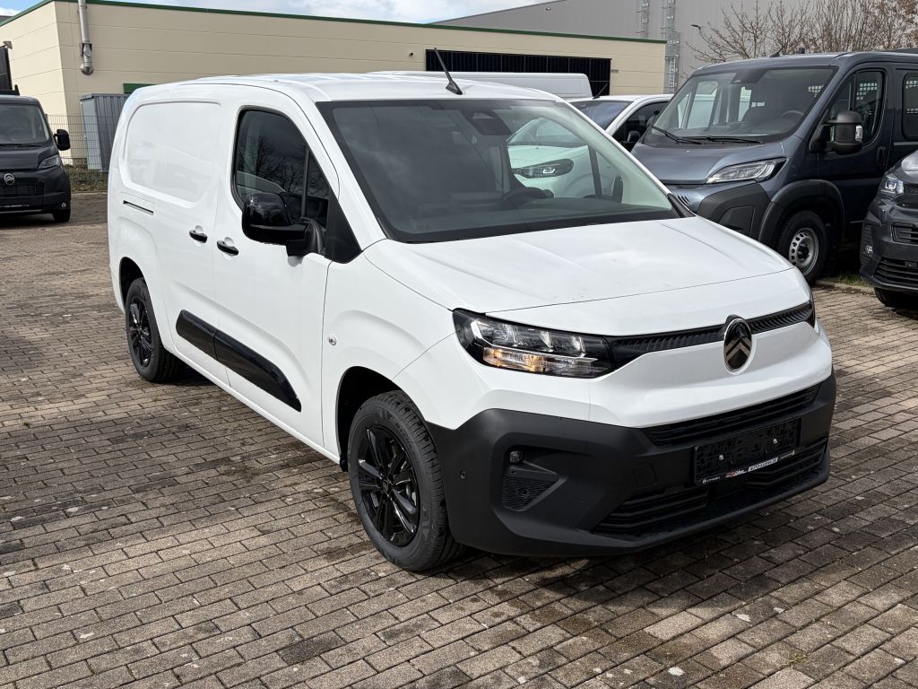 Fahrzeugabbildung Citroën Berlingo XL Diesel 130 Automatik + ACC, AHK