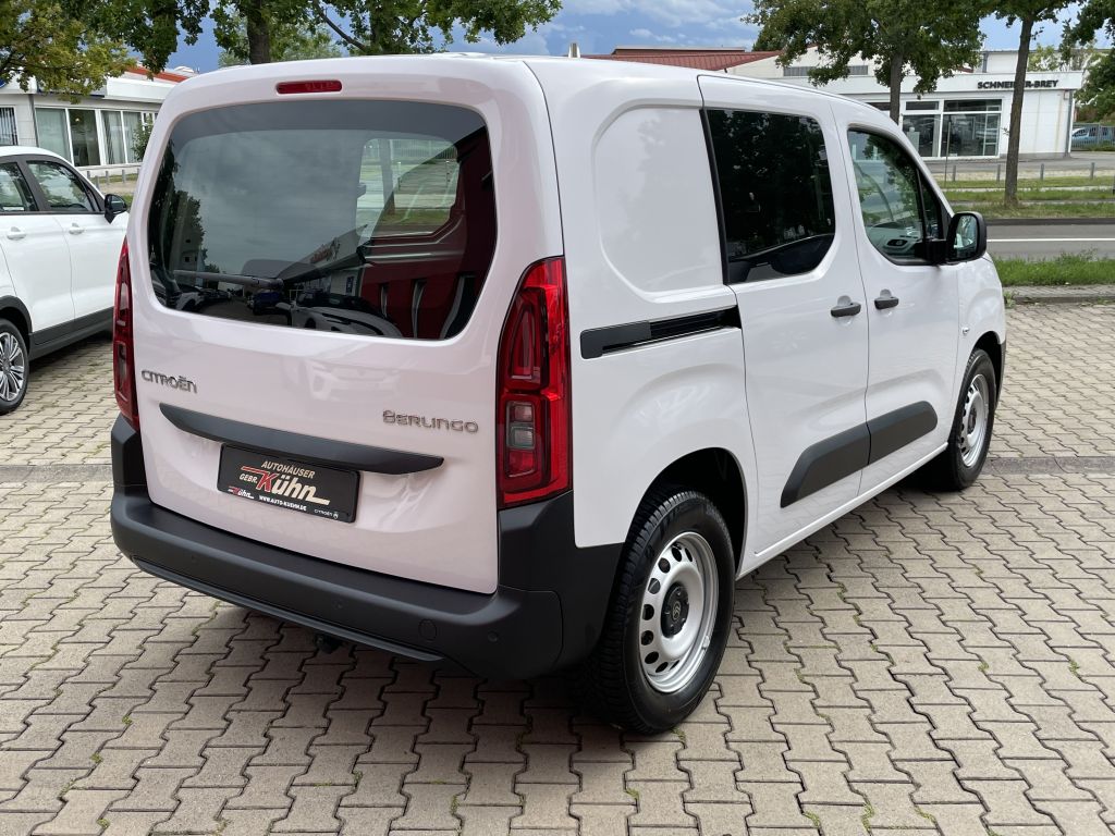 Fahrzeugabbildung Citroën Berlingo L1 PureTech 110 + AHK, Klappe, WinterPa