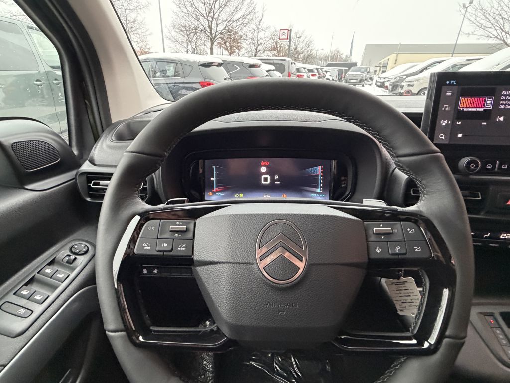 Fahrzeugabbildung Citroën Berlingo MPV M Diesel 130 Automatik PLUS