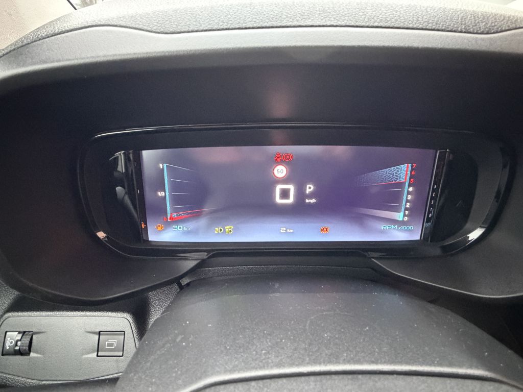 Fahrzeugabbildung Citroën Berlingo MPV M Diesel 130 Automatik PLUS