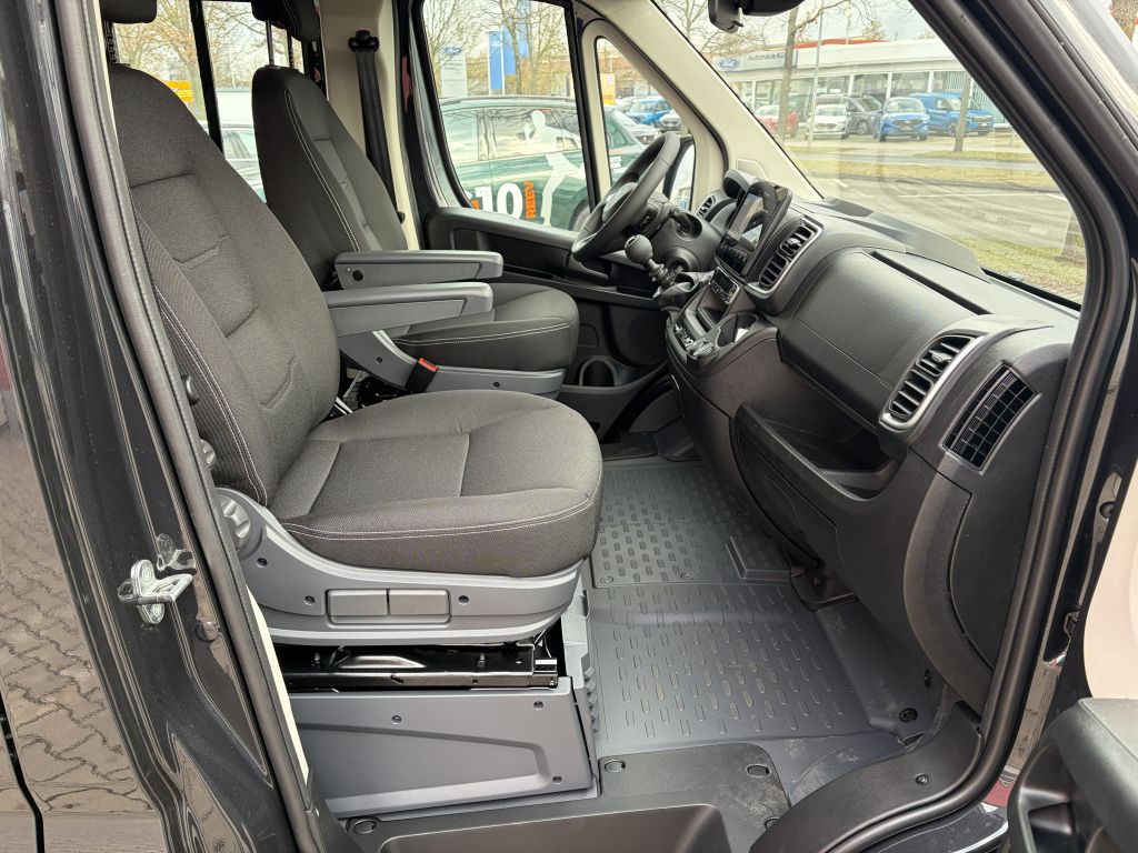 Fahrzeugabbildung Citroën Jumper Pritsche Doka L2 3.5T Heavy Diesel 140