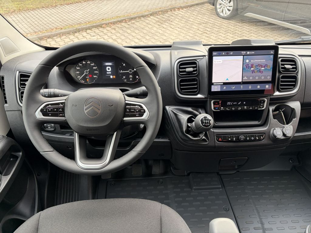 Fahrzeugabbildung Citroën Jumper Pritsche Doka L2 3.5T Heavy Diesel 140