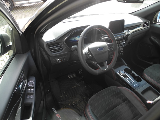 Fahrzeugabbildung Ford Kuga PHEV ST-LINE X - Adap.LED, 20Z Alu, Sitzh.H