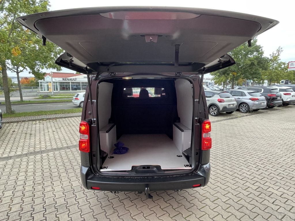Fahrzeugabbildung Citroën Jumpy Doppelkabine Lang BlueHDi 180 EAT8 + Leder