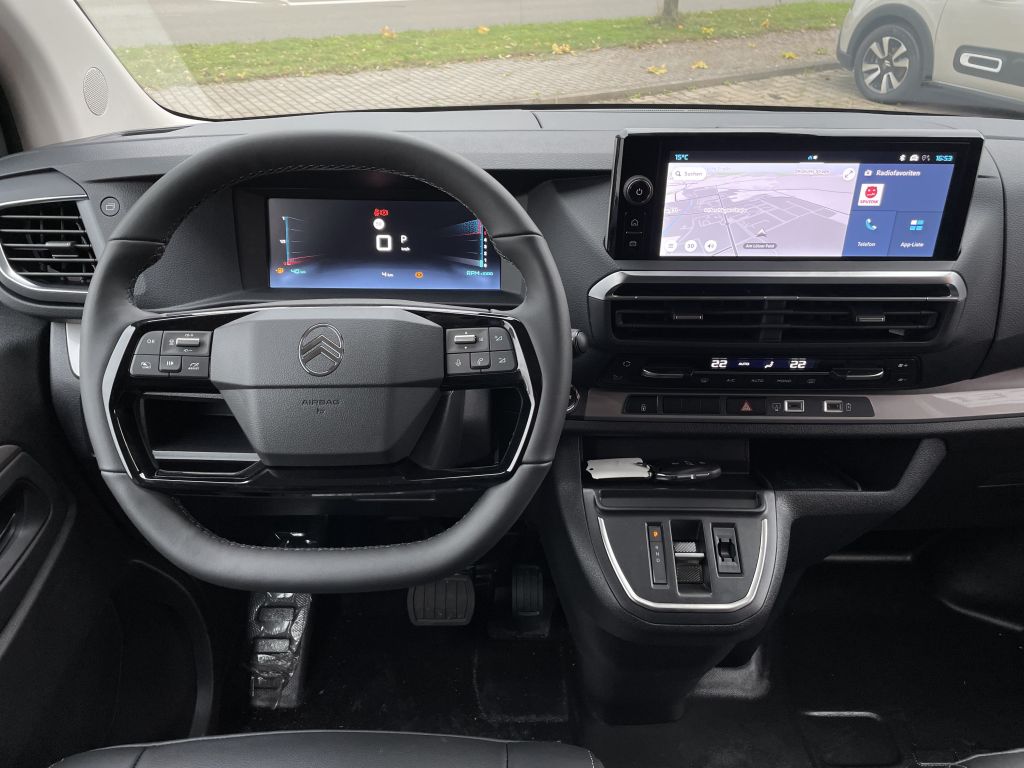 Fahrzeugabbildung Citroën Jumpy Doppelkabine Lang BlueHDi 180 EAT8 + Leder