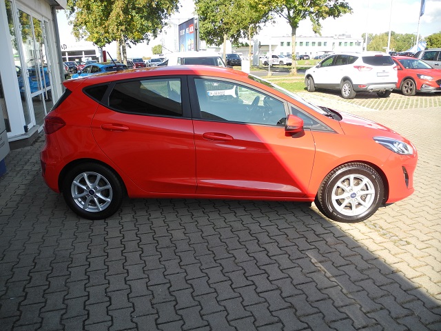 Fahrzeugabbildung Ford Fiesta 1.0 Autom. COOL&CONNECT - AHK, WR, Navi