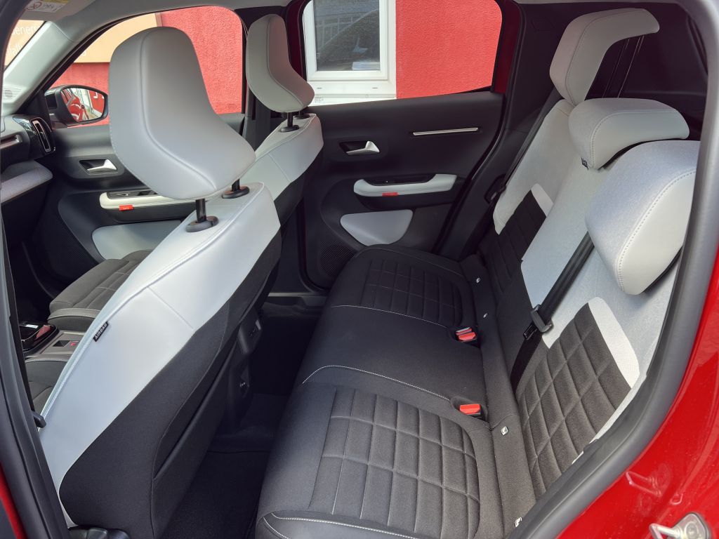 Fahrzeugabbildung Citroën e-C3 MAX Winter Paket On-Board-Charger 11 kW