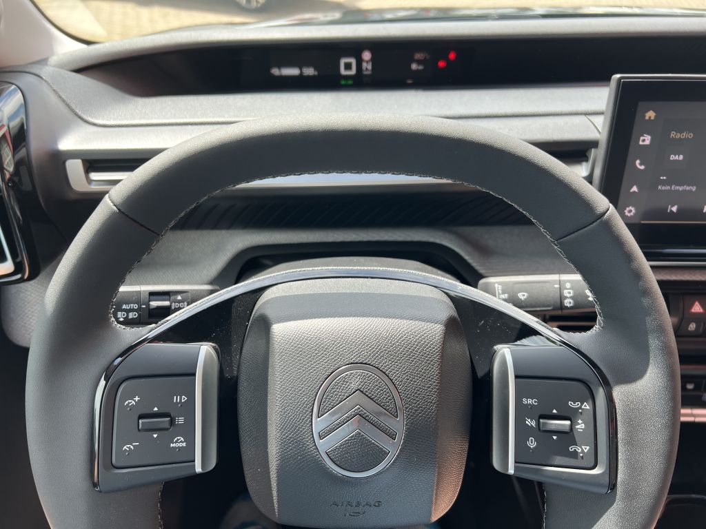 Fahrzeugabbildung Citroën e-C3 Aircross MAX