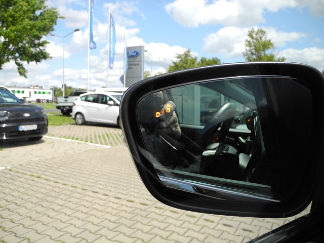 Fahrzeugabbildung Ford Kuga 1.5 TITANIUM X - AHK, LED, Navi, Sitzh.,