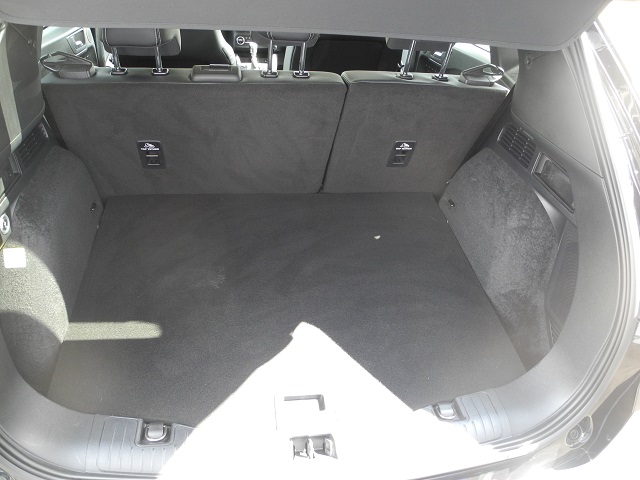 Fahrzeugabbildung Ford Kuga 1.5 TITANIUM X - AHK, LED, Navi, Sitzh.,