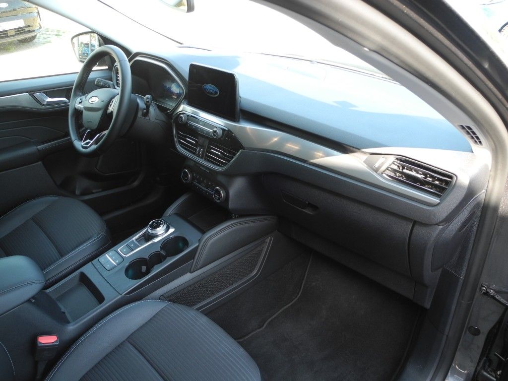 Fahrzeugabbildung Ford Kuga 2.5 PHEV TITANIUM X - AHK, adpt. LED, Allw.