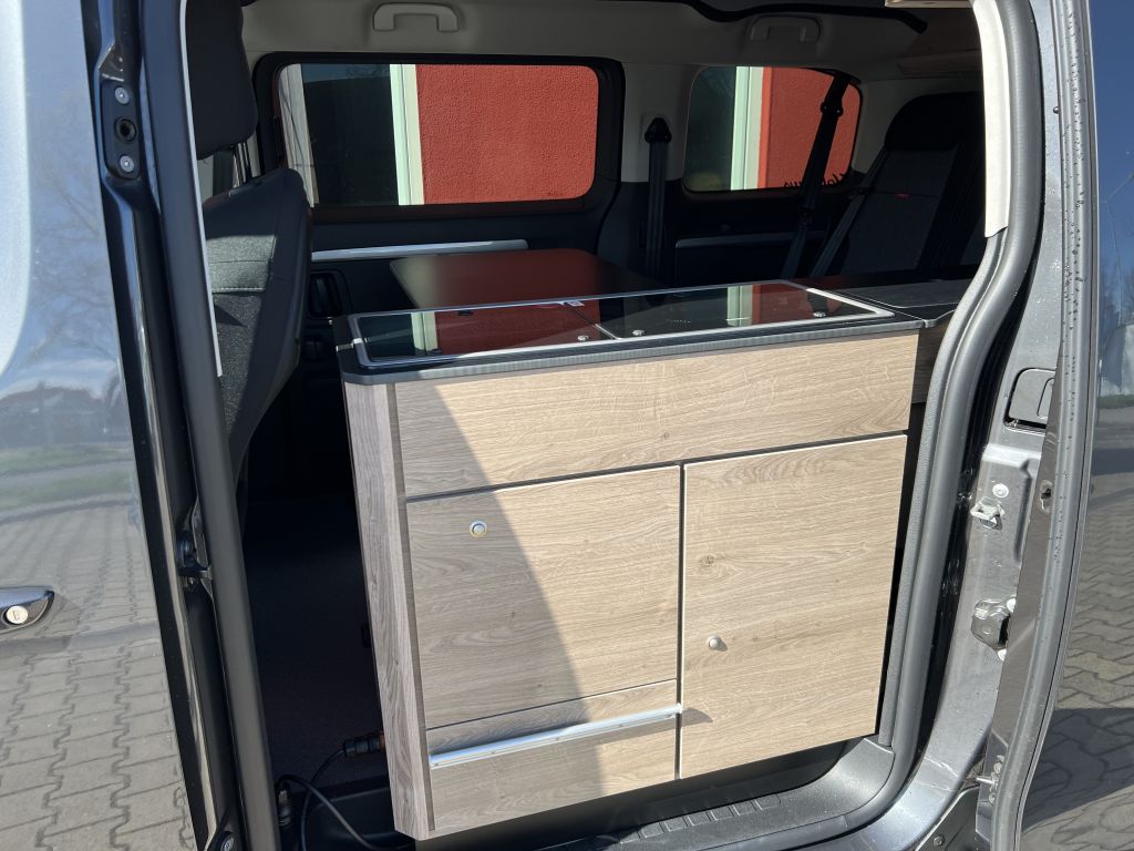 Fahrzeugabbildung Citroën Spacetourer Holidays BlueHDi 180 S&S EAT8