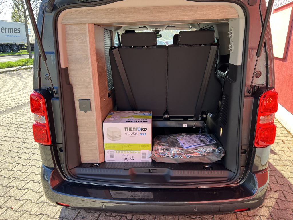 Fahrzeugabbildung Citroën Spacetourer Holidays BlueHDi 180 S&S EAT8