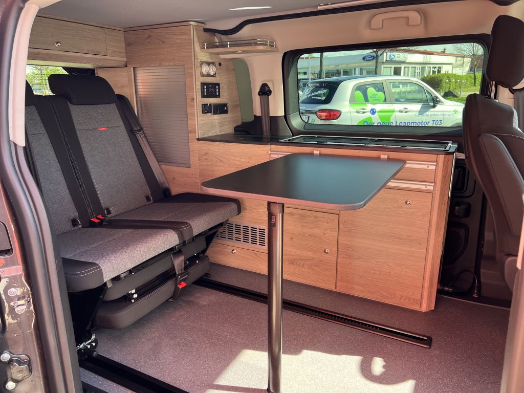 Fahrzeugabbildung Citroën Spacetourer Holidays BlueHDi 180 S&S EAT8