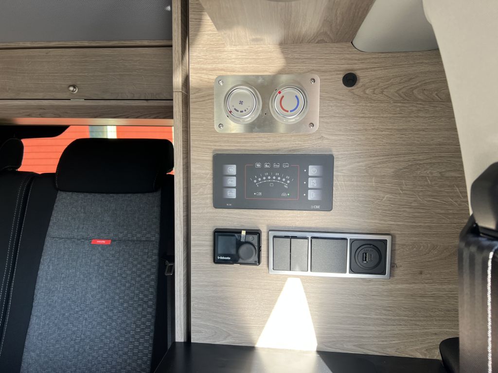 Fahrzeugabbildung Citroën Spacetourer Holidays BlueHDi 180 S&S EAT8