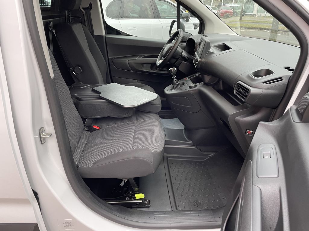 Fahrzeugabbildung Citroën Berlingo L2+ PureTech 110 Langversion!