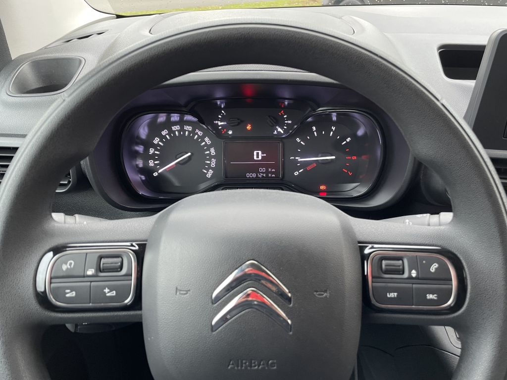 Fahrzeugabbildung Citroën Berlingo L2+ PureTech 110 Langversion!