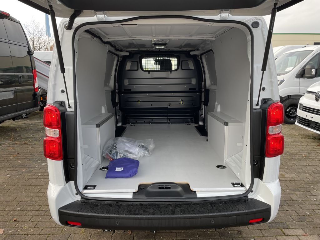 Fahrzeugabbildung Citroën Jumpy XL Diesel 180 (2.2) AT + Heckklappe