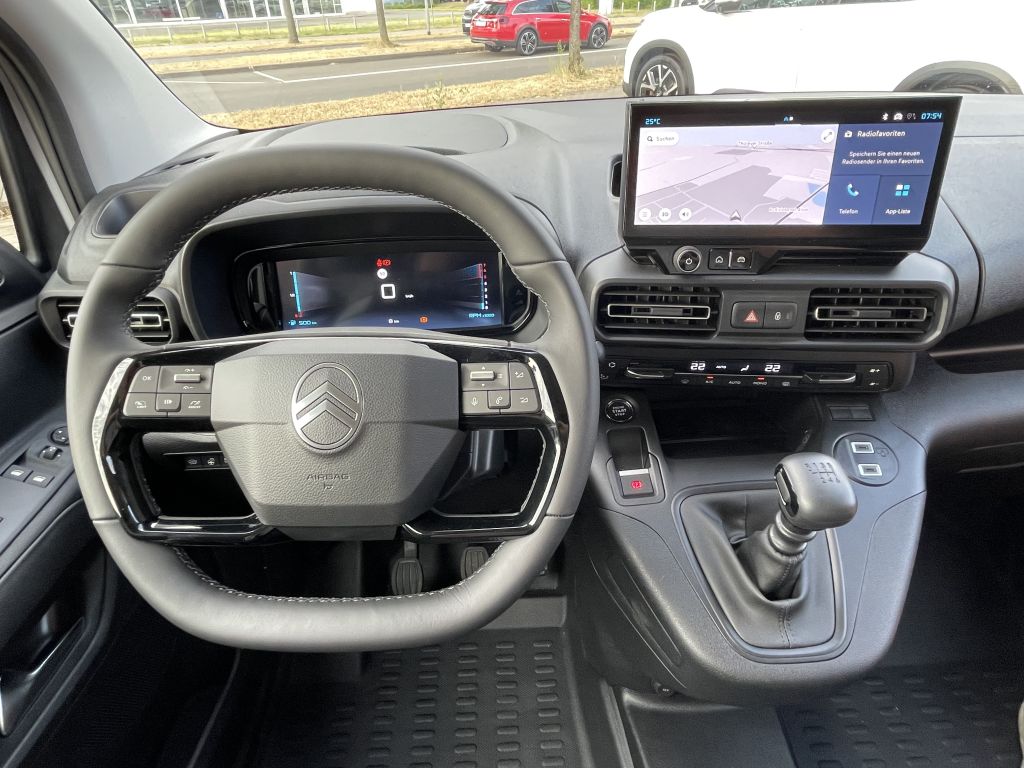 Fahrzeugabbildung Citroën Berlingo L2+ BlueHDi 130 + Standheiz, Navi, LED