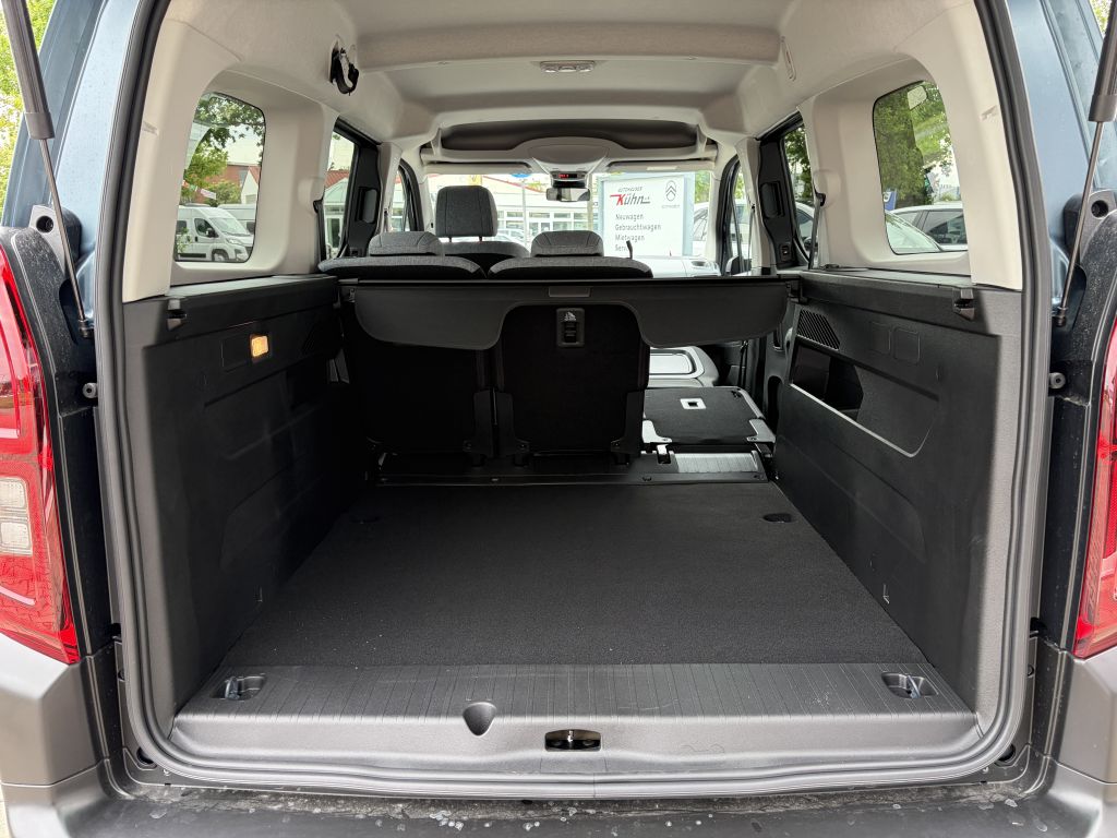 Fahrzeugabbildung Citroën Berlingo XL Diesel 130 AT MAX + XTR, Techno