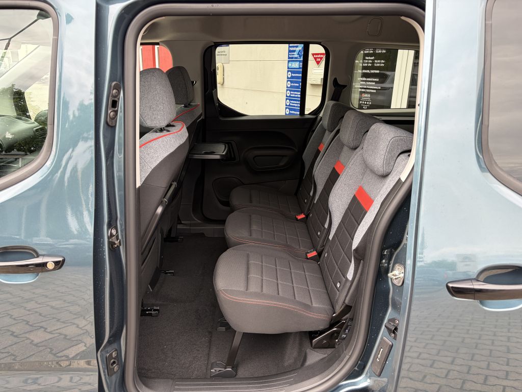 Fahrzeugabbildung Citroën Berlingo XL Diesel 130 AT MAX + XTR, Techno