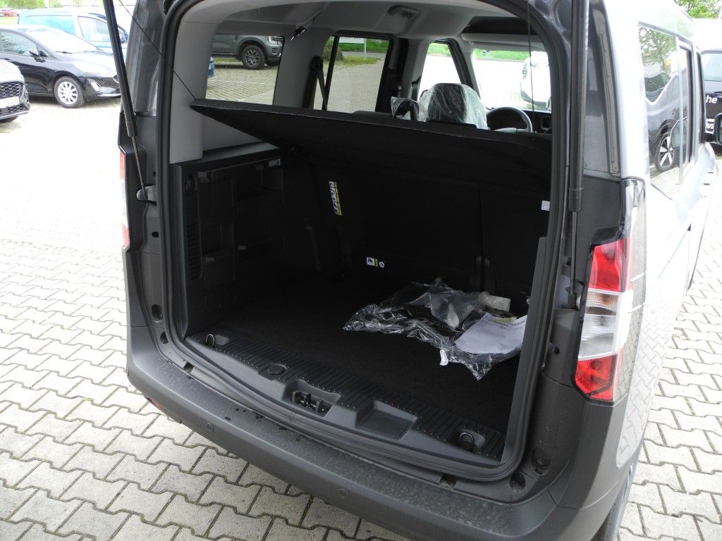 Fahrzeugabbildung Ford Tourneo Courier Aut. TITANIUM - Navi, 17Z LM