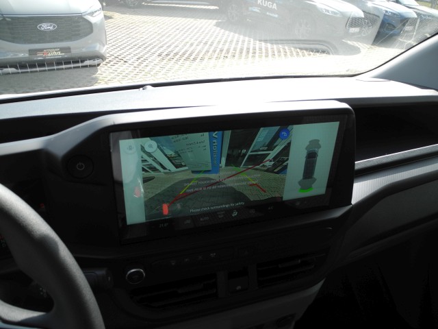 Fahrzeugabbildung Ford e-Transit Custom L2 Trend - 230V (2,3kW), Allw.