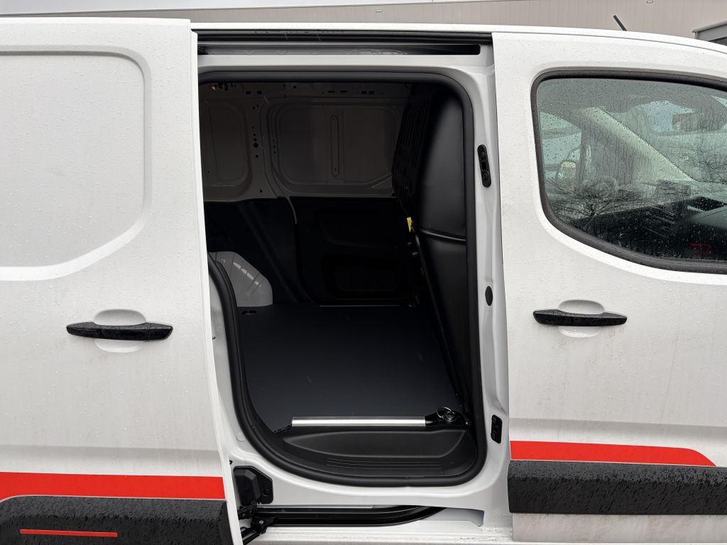 Fahrzeugabbildung Citroën Berlingo M Diesel 130 Automatik XTR + AHK