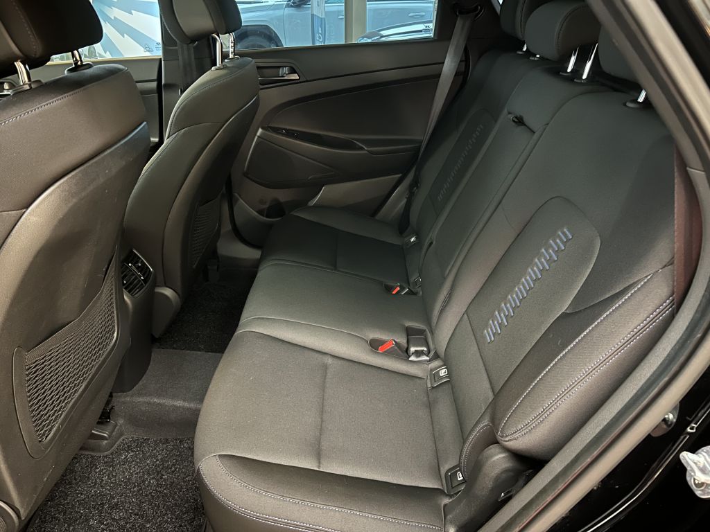 Fahrzeugabbildung Hyundai Tucson 1.6 Turbo 2WD DCT Passion Plus Navi+Panod