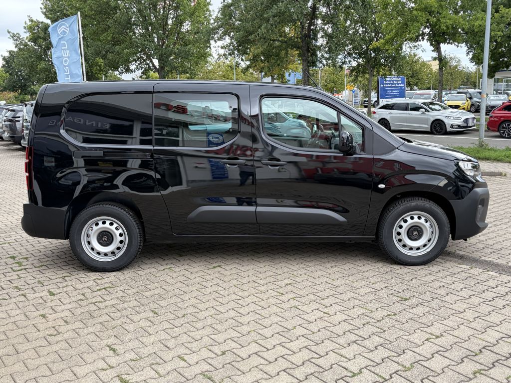 Fahrzeugabbildung Citroën Berlingo Doppelkabine XL Diesel 130 Automatik