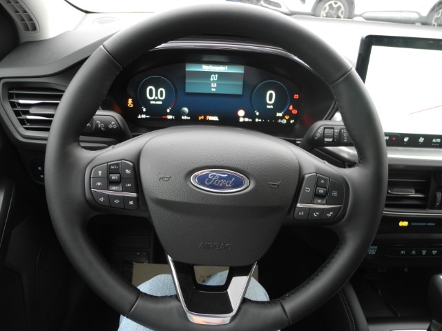 Fahrzeugabbildung Ford Focus Turnier Hybrid Aut. TITANIUM X - iACC, TW